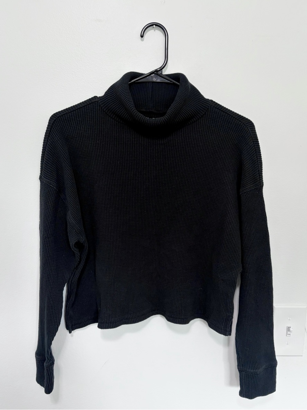 Abercrombie & Fitch Waffle Knit Black Turtleneck Shirt- Size Small